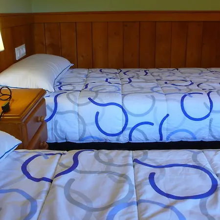 Hotel Planet Ancares *