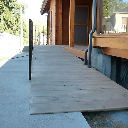 Planet Ancares Candín