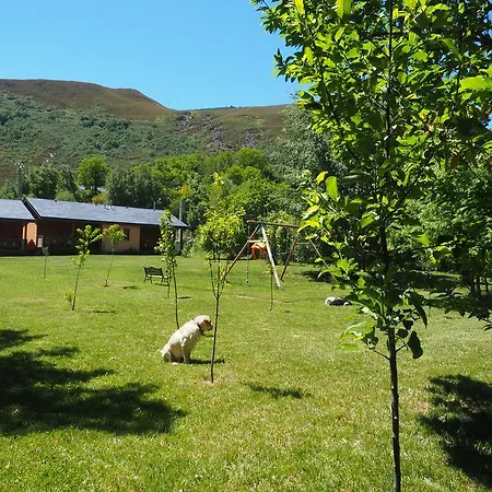 Сasa de vacaciones Planet Ancares Candín